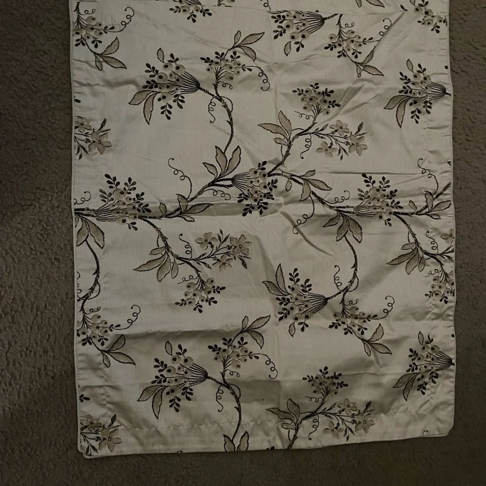 Lauren Ralph Lauren Plage d'Or Floral Sateen Beige Brown Pillow Standard Sham